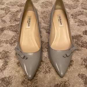 LK Bennett shoes 37.5, 7 grey patent leather with bow accent